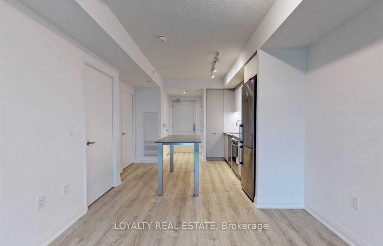 Photo 13 of Unit 419, 10 Gibbs Road, Etobicoke, Islington-City Centre West — HOMEH