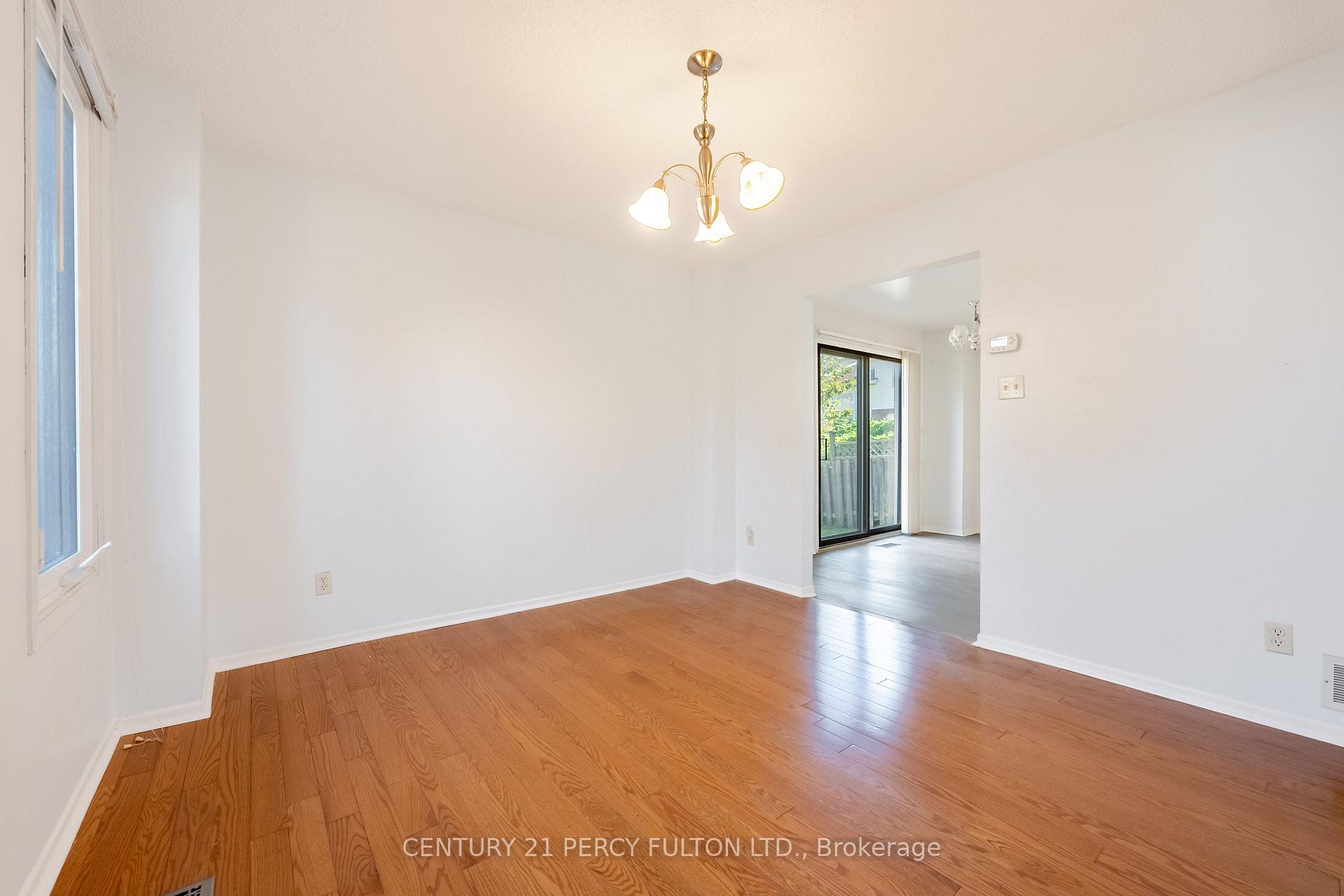 Photo 7 of 2 pennybrook Lane, Scarborough, Agincourt South-Malvern West — HOMEH