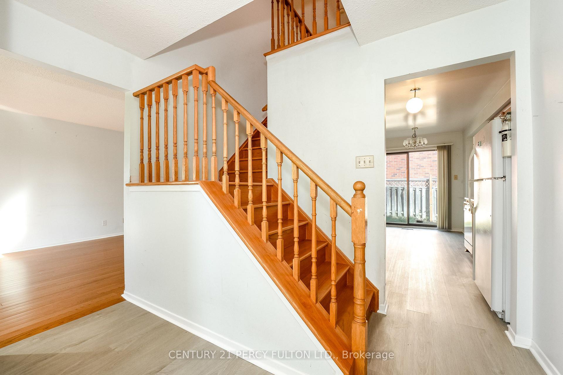 Photo 14 of 2 pennybrook Lane, Scarborough, Agincourt South-Malvern West — HOMEH