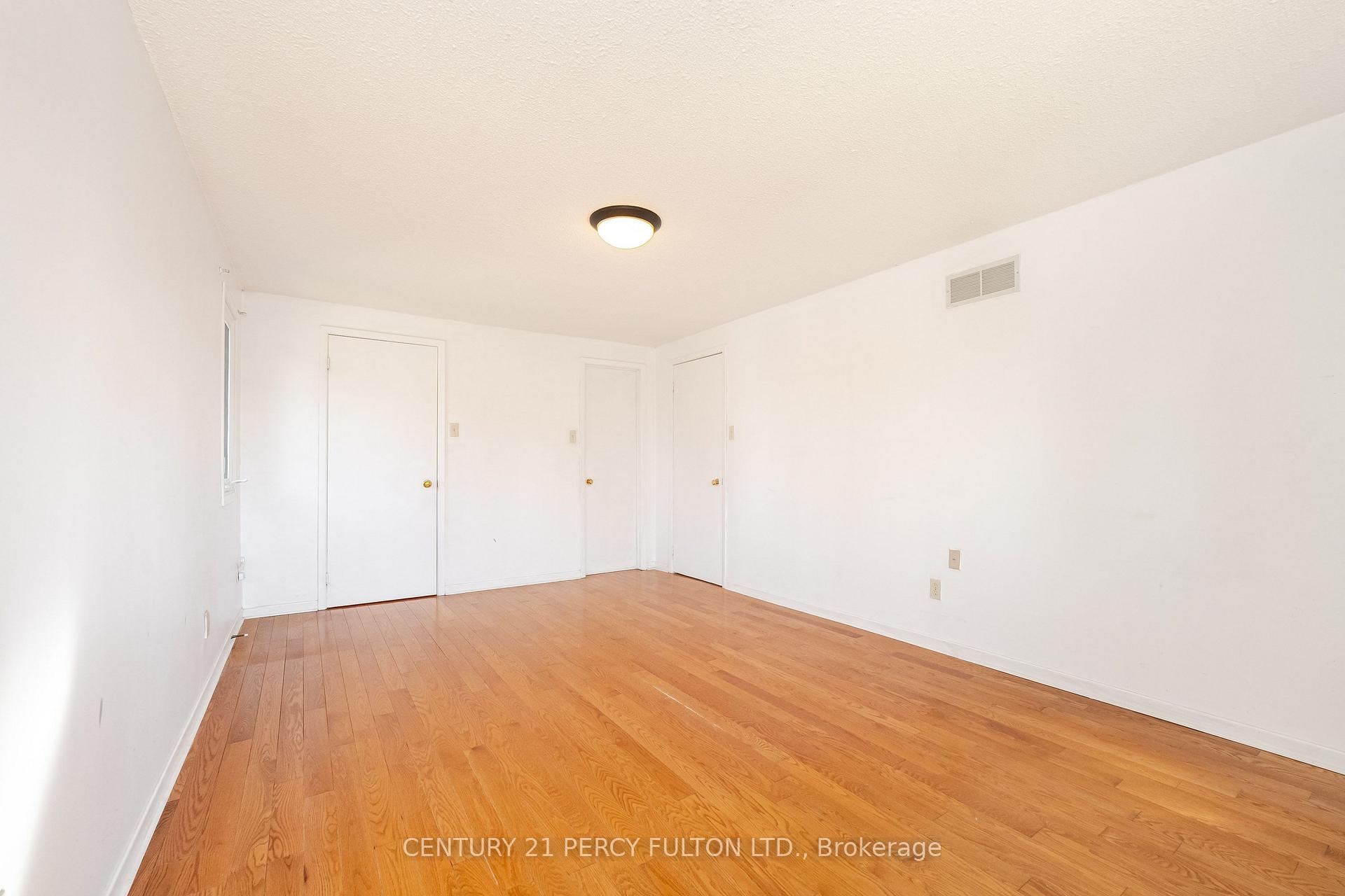 Photo 17 of 2 pennybrook Lane, Scarborough, Agincourt South-Malvern West — HOMEH
