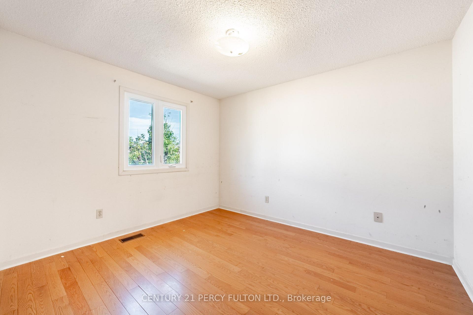 Photo 23 of 2 pennybrook Lane, Scarborough, Agincourt South-Malvern West — HOMEH