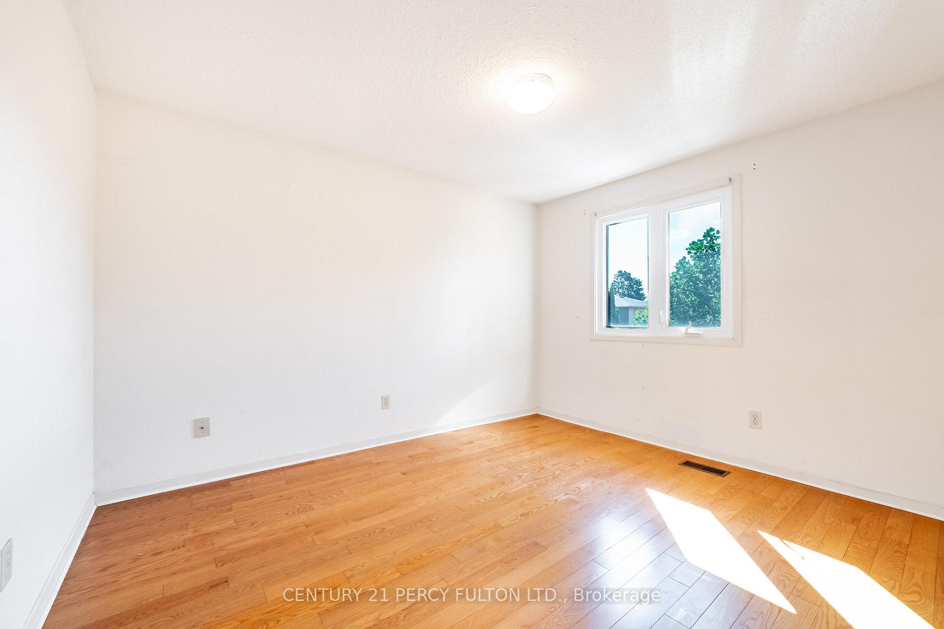 Photo 26 of 2 pennybrook Lane, Scarborough, Agincourt South-Malvern West — HOMEH