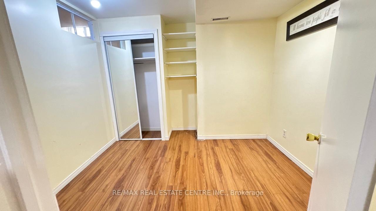 Photo 34 of 16 Nectarine Crescent, Brampton, Westgate — HOMEH