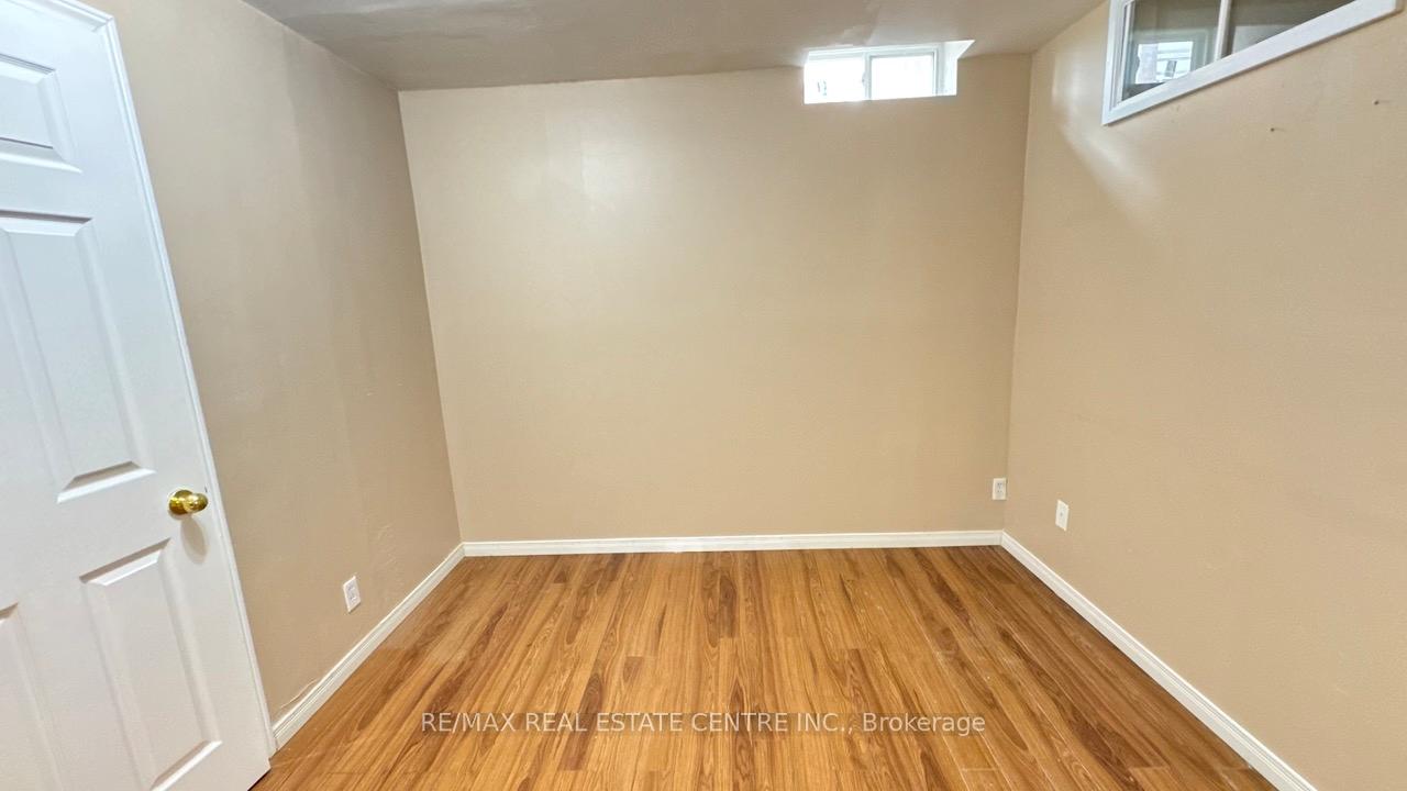 Photo 39 of 16 Nectarine Crescent, Brampton, Westgate — HOMEH