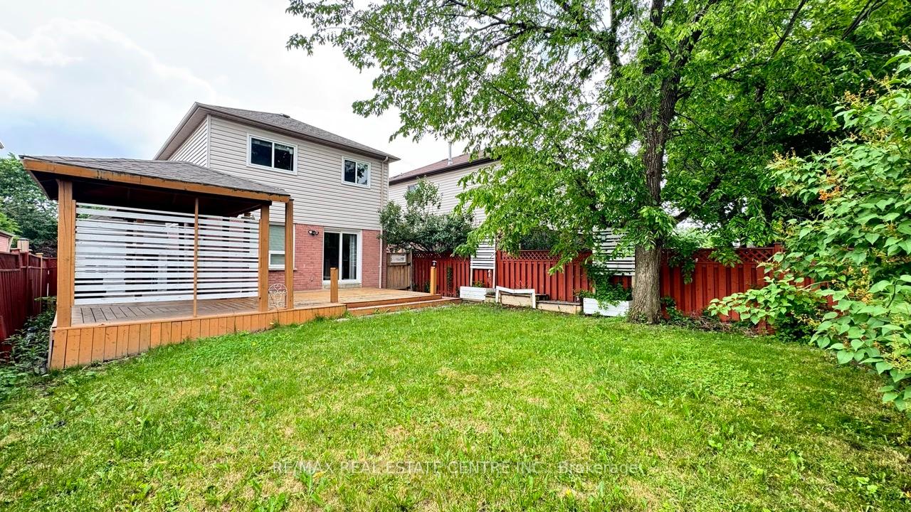 Photo 49 of 16 Nectarine Crescent, Brampton, Westgate — HOMEH