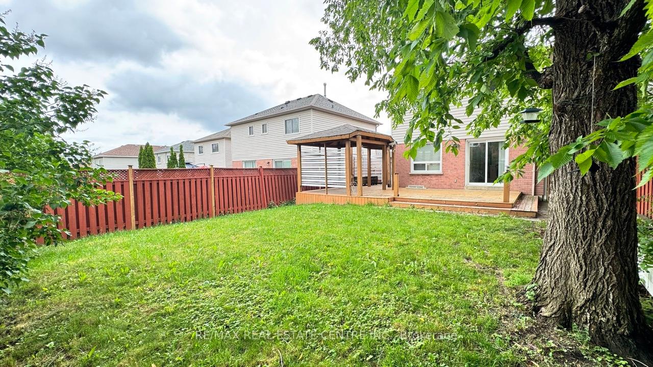 Photo 50 of 16 Nectarine Crescent, Brampton, Westgate — HOMEH