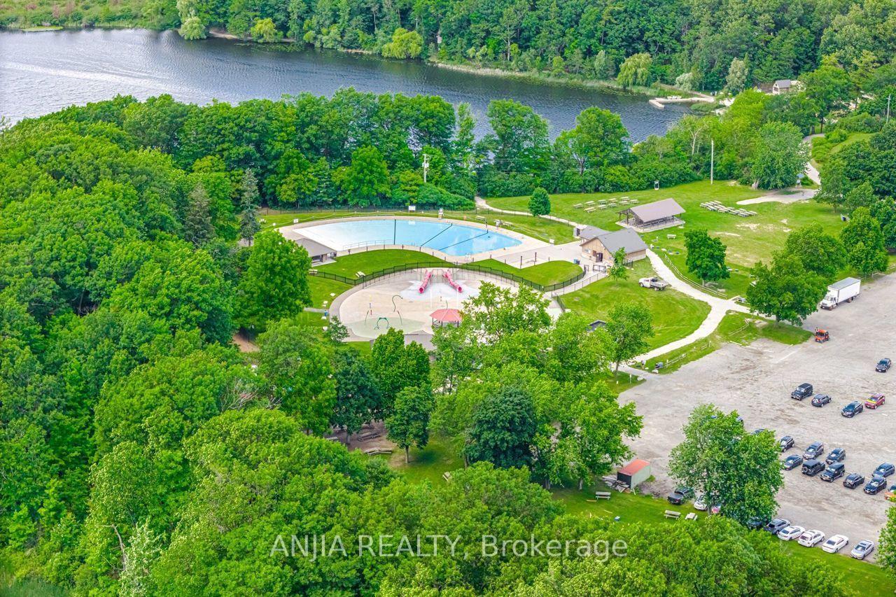 Photo 22 of 77 Royal Palm Drive, Brampton, Heart Lake East — HOMEH