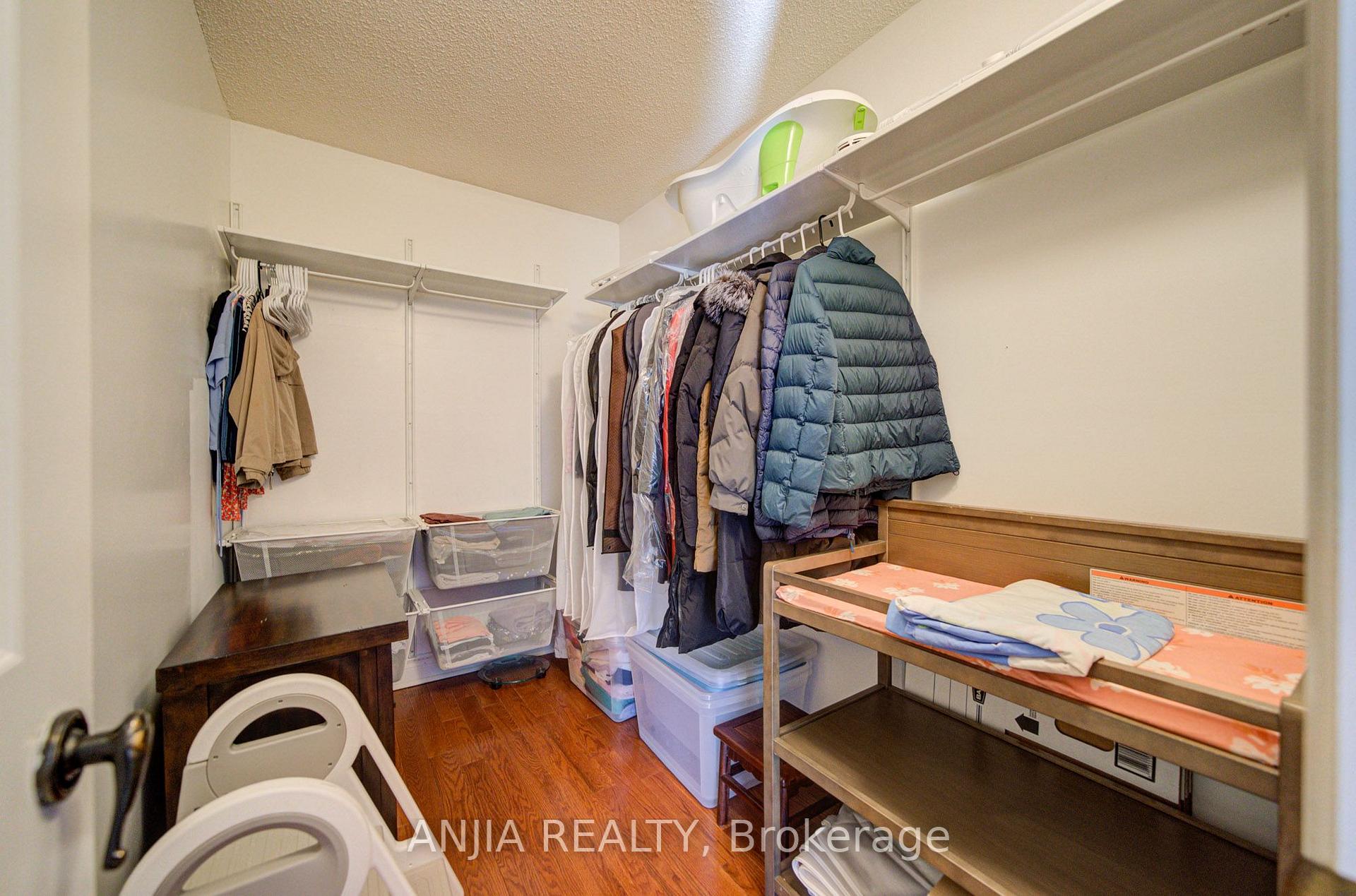 Photo 39 of 77 Royal Palm Drive, Brampton, Heart Lake East — HOMEH