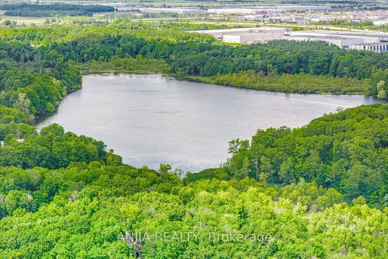 Photo 7 of 77 Royal Palm Drive, Brampton, Heart Lake East — HOMEH