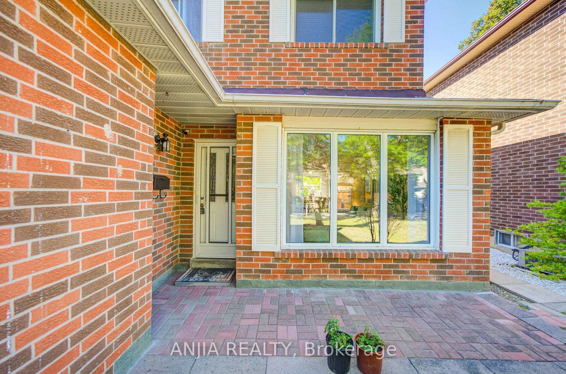 Photo 14 of 77 Royal Palm Drive, Brampton, Heart Lake East — HOMEH