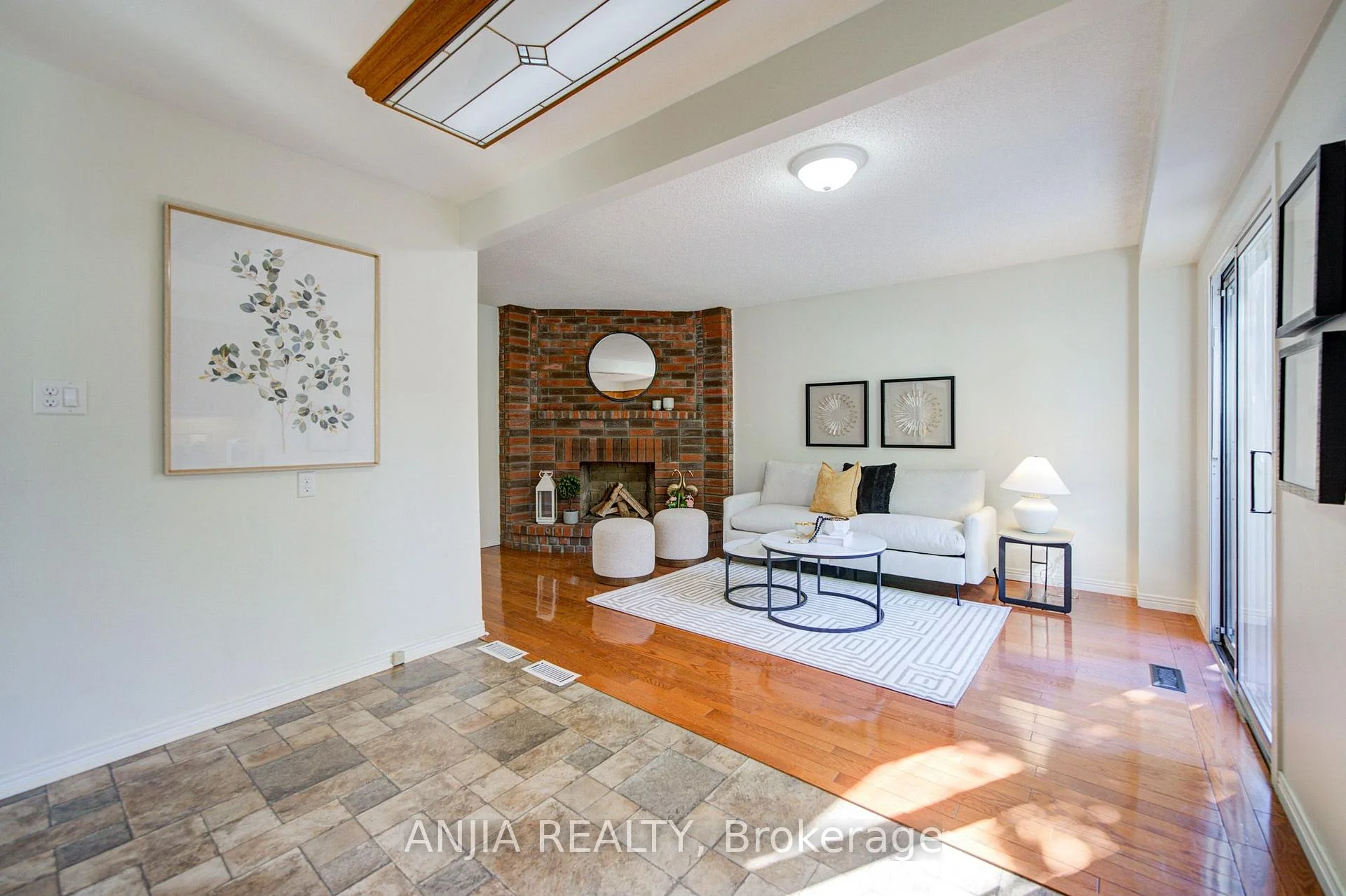 Photo 44 of 77 Royal Palm Drive, Brampton, Heart Lake East — HOMEH