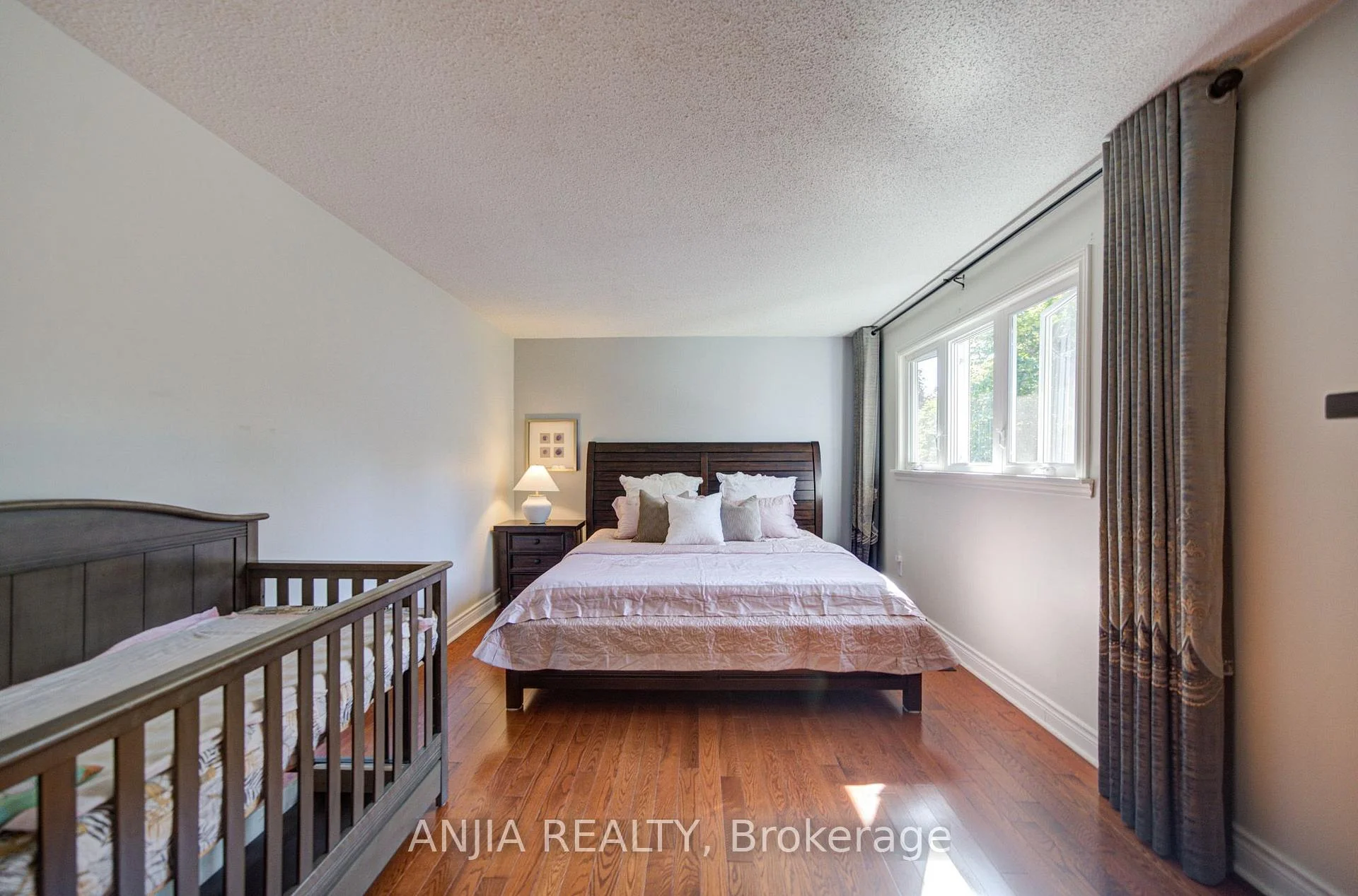 Photo 66 of 77 Royal Palm Drive, Brampton, Heart Lake East — HOMEH