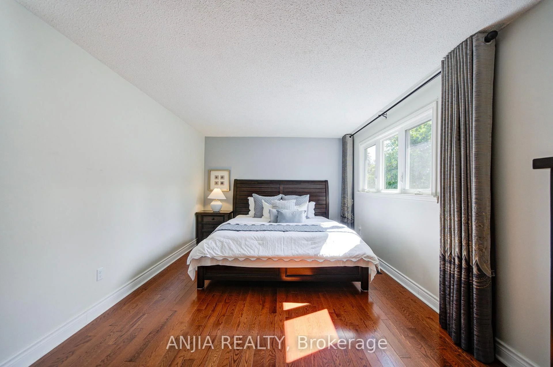 Photo 80 of 77 Royal Palm Drive, Brampton, Heart Lake East — HOMEH