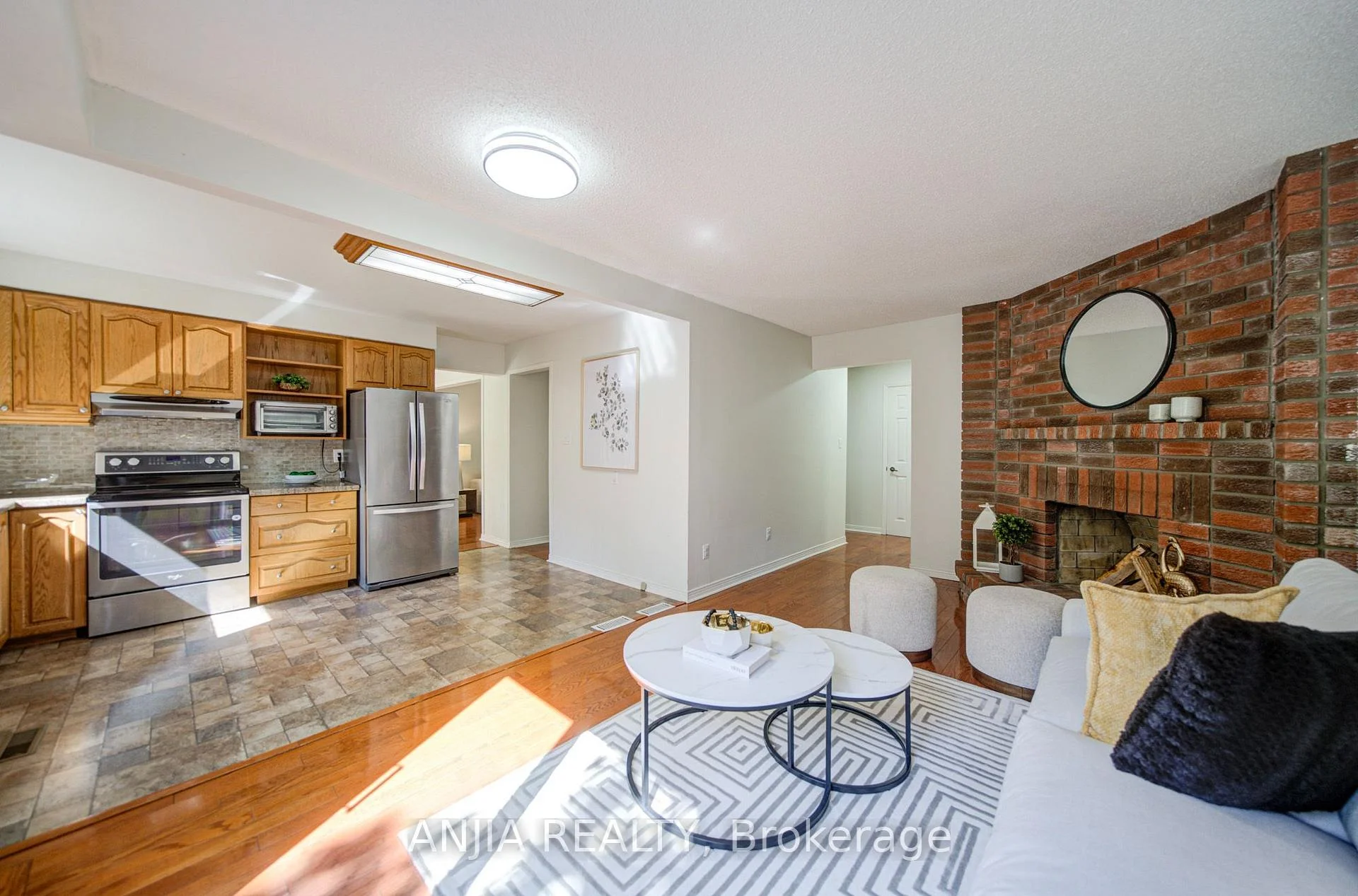 Photo 91 of 77 Royal Palm Drive, Brampton, Heart Lake East — HOMEH