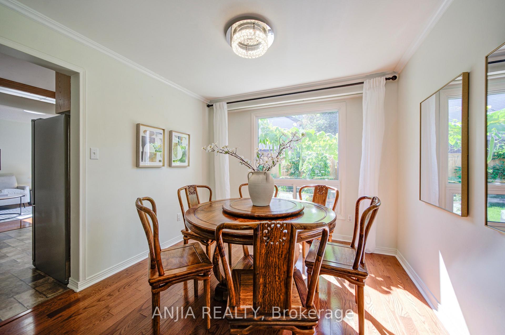 Photo 18 of 77 Royal Palm Drive, Brampton, Heart Lake East — HOMEH