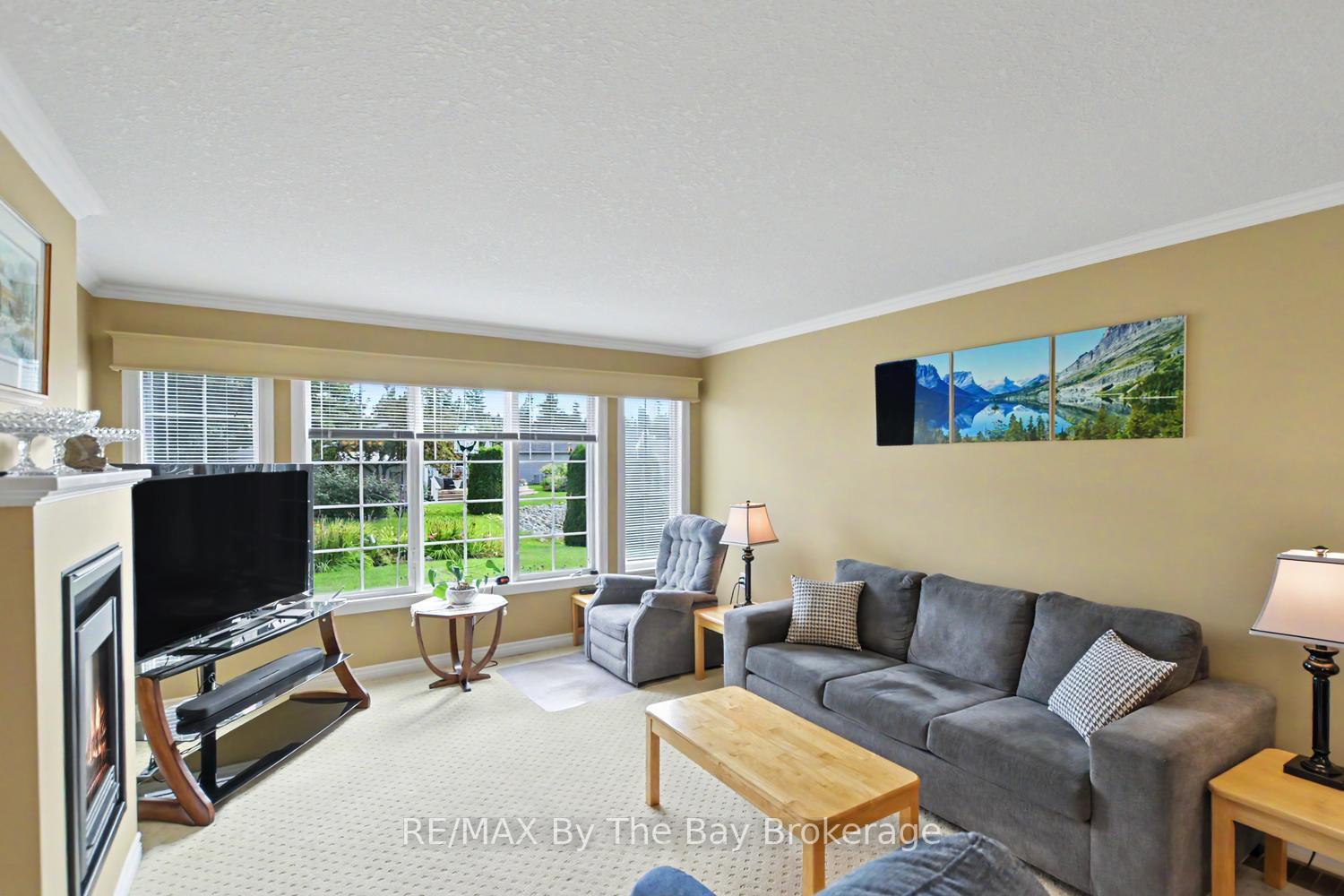 Photo 20 of 19 Kentucky Avenue, Wasaga Beach — HOMEH
