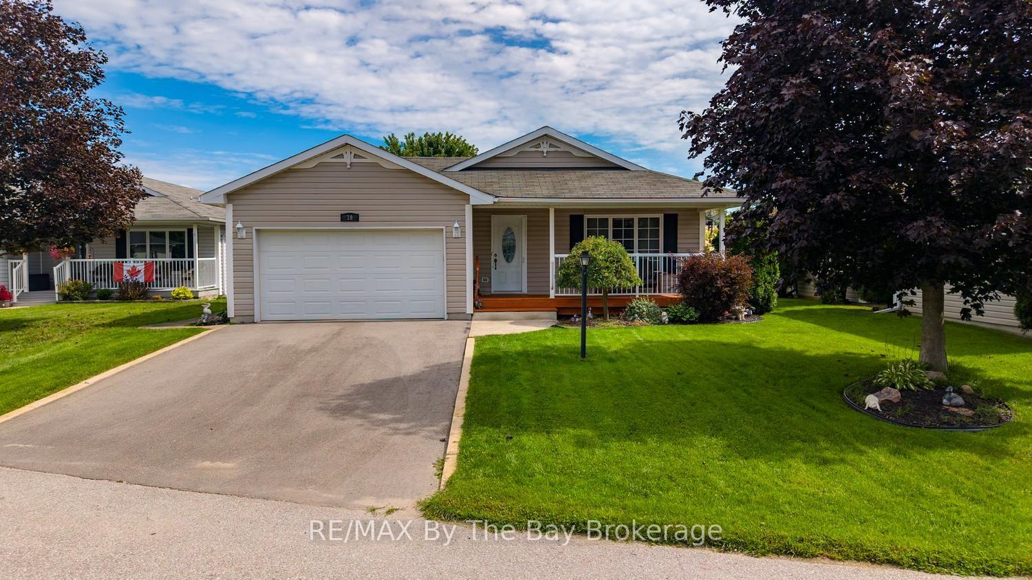 Photo 34 of 19 Kentucky Avenue, Wasaga Beach — HOMEH