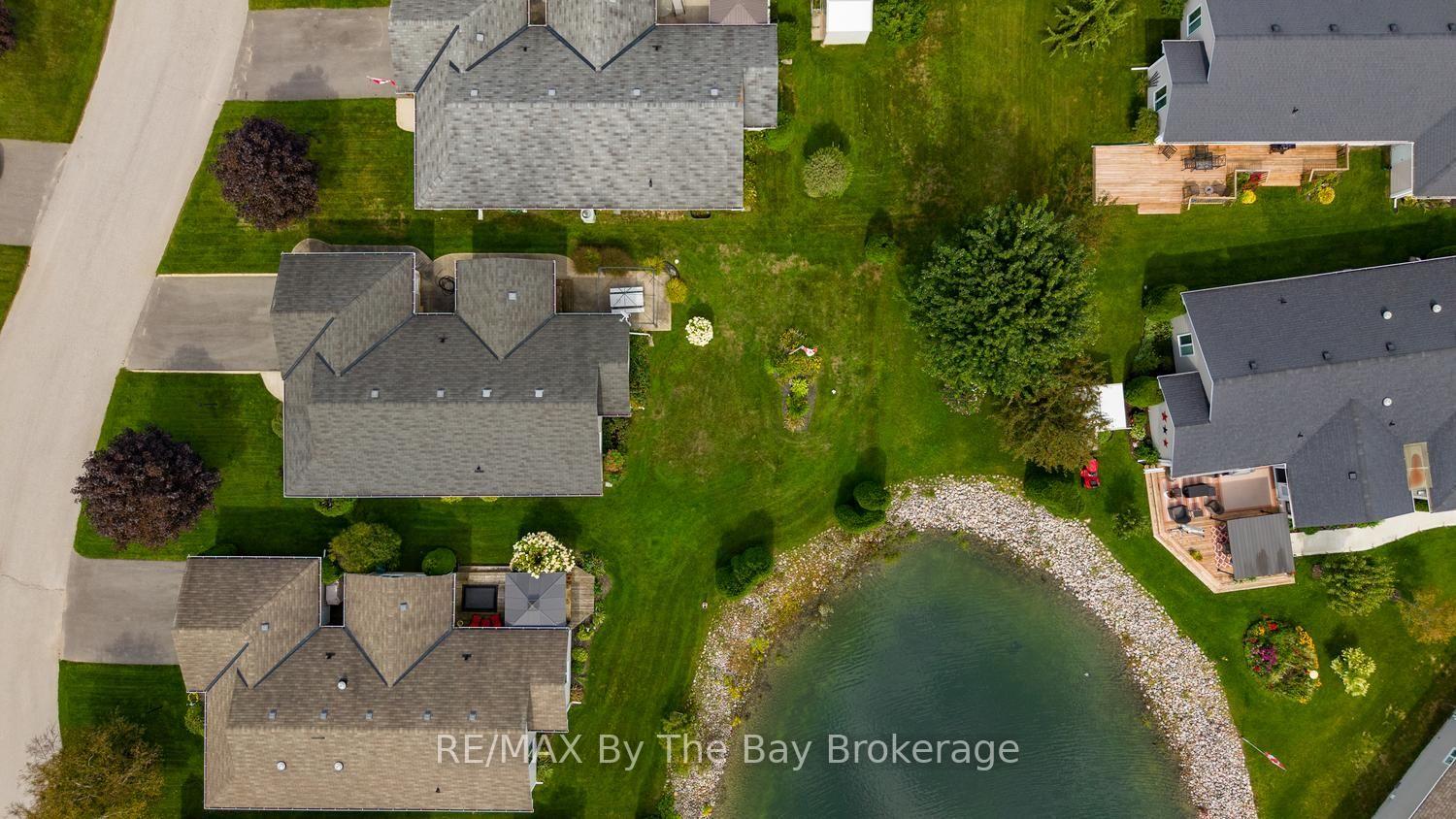 Photo 43 of 19 Kentucky Avenue, Wasaga Beach — HOMEH