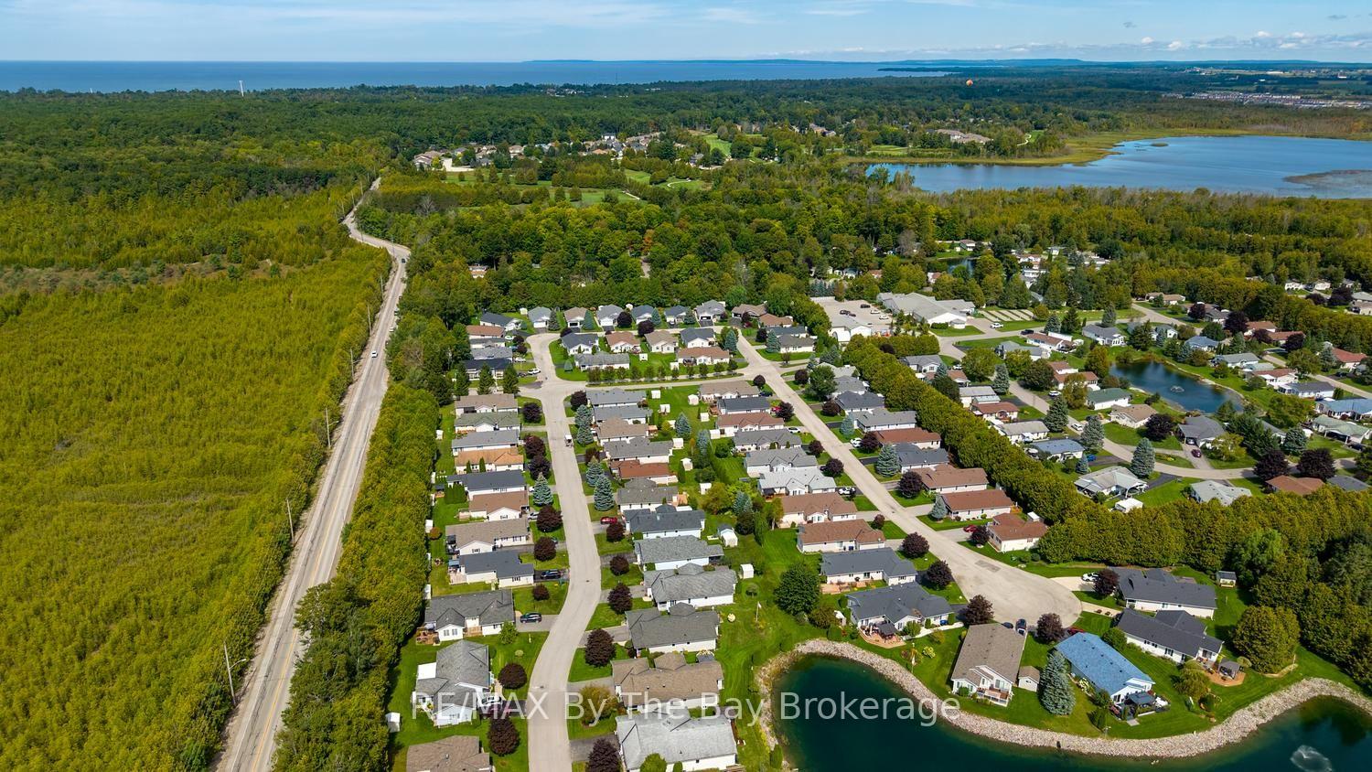 Photo 45 of 19 Kentucky Avenue, Wasaga Beach — HOMEH