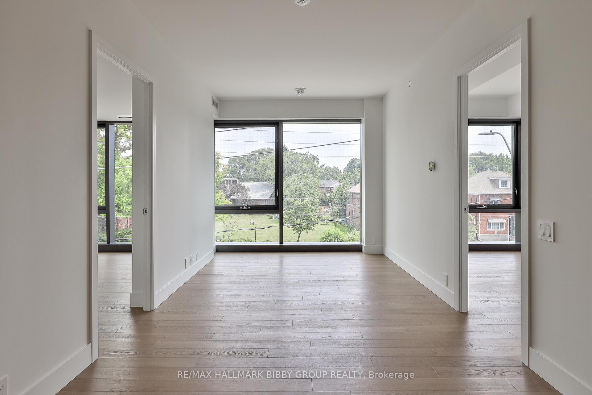 Photo 2 of Unit 212, 1414 Bayview Avenue, Toronto, Mount Pleasant East — HOMEH