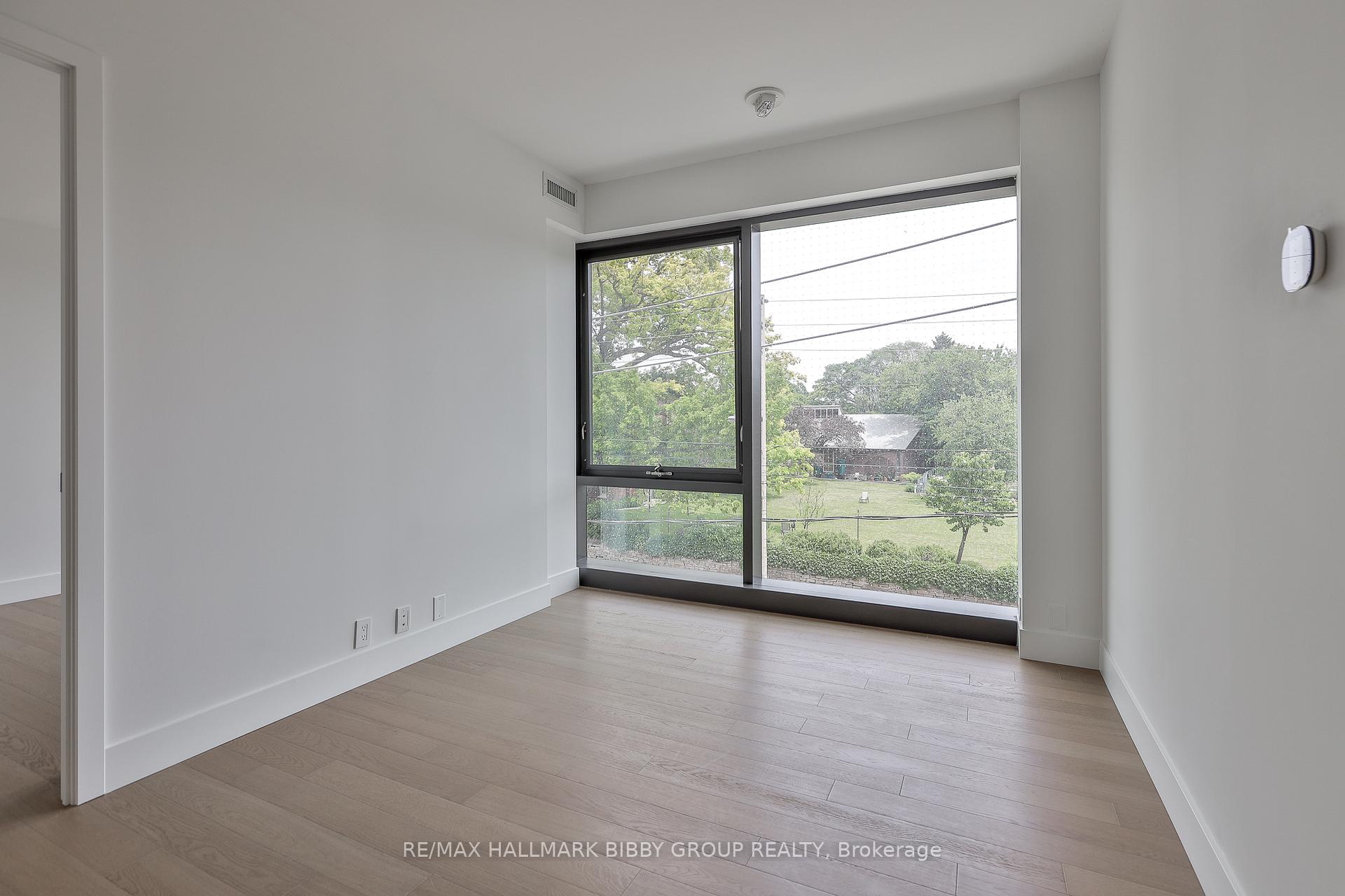 Photo 5 of Unit 212, 1414 Bayview Avenue, Toronto, Mount Pleasant East — HOMEH