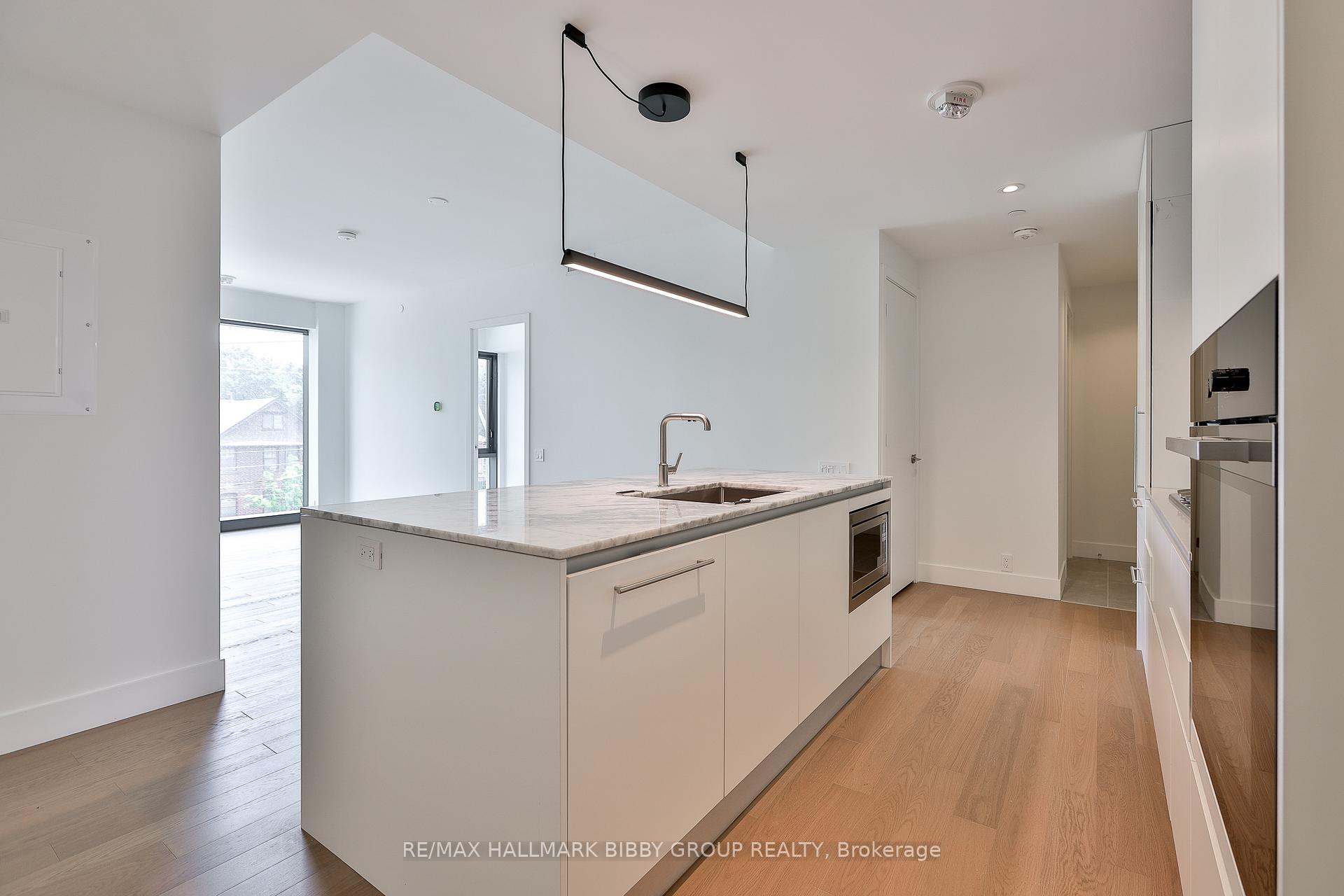 Photo 7 of Unit 212, 1414 Bayview Avenue, Toronto, Mount Pleasant East — HOMEH