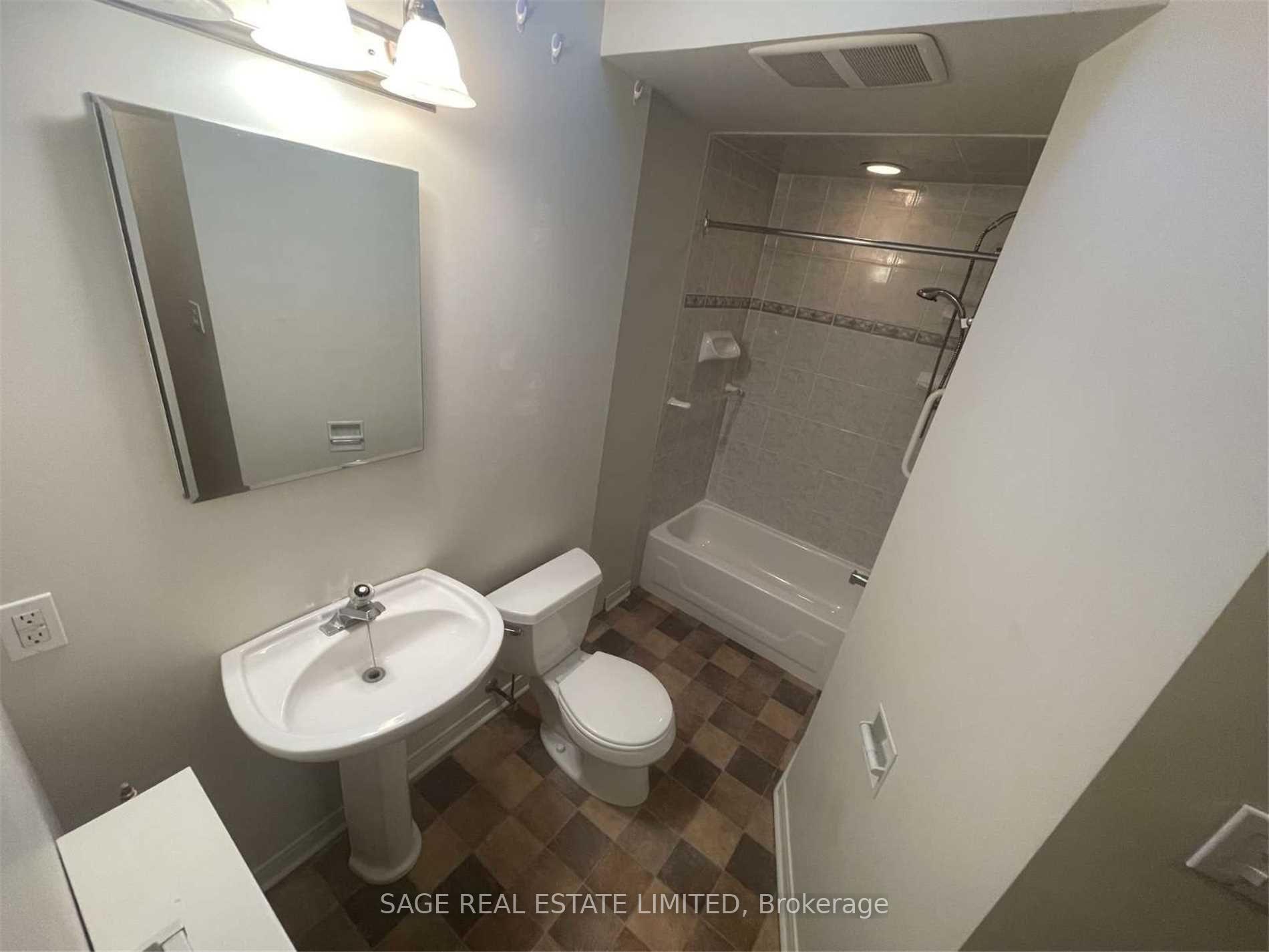 Photo 9 of Unit 2, 2500 Kingston Road, Scarborough, Birchcliffe-Cliffside — HOMEH