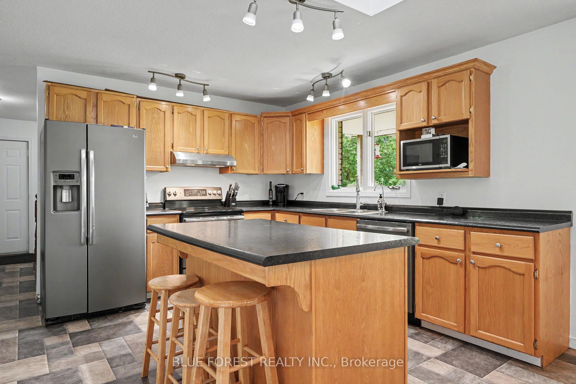 Photo 12 of 23706 Gray Line, West Elgin, Rural West Elgin — HOMEH