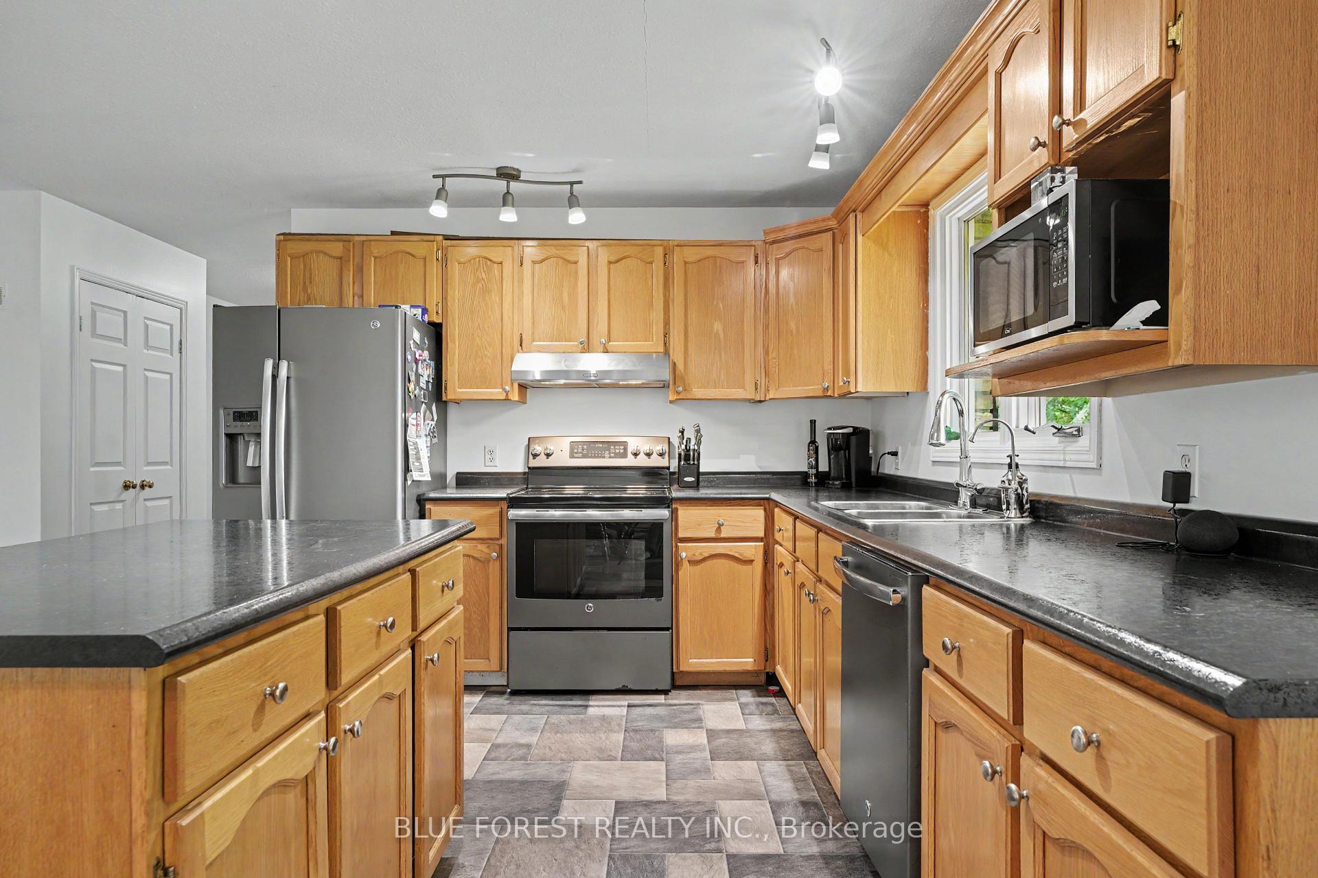 Photo 13 of 23706 Gray Line, West Elgin, Rural West Elgin — HOMEH