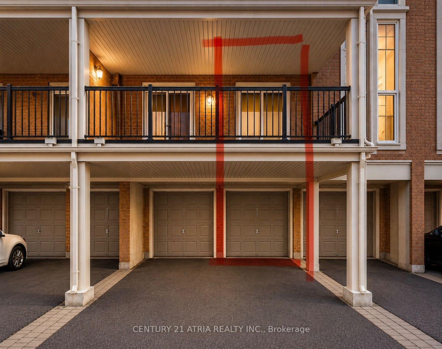 Photo 2 of 92 Louisbourg Way, Markham, Greensborough — HOMEH