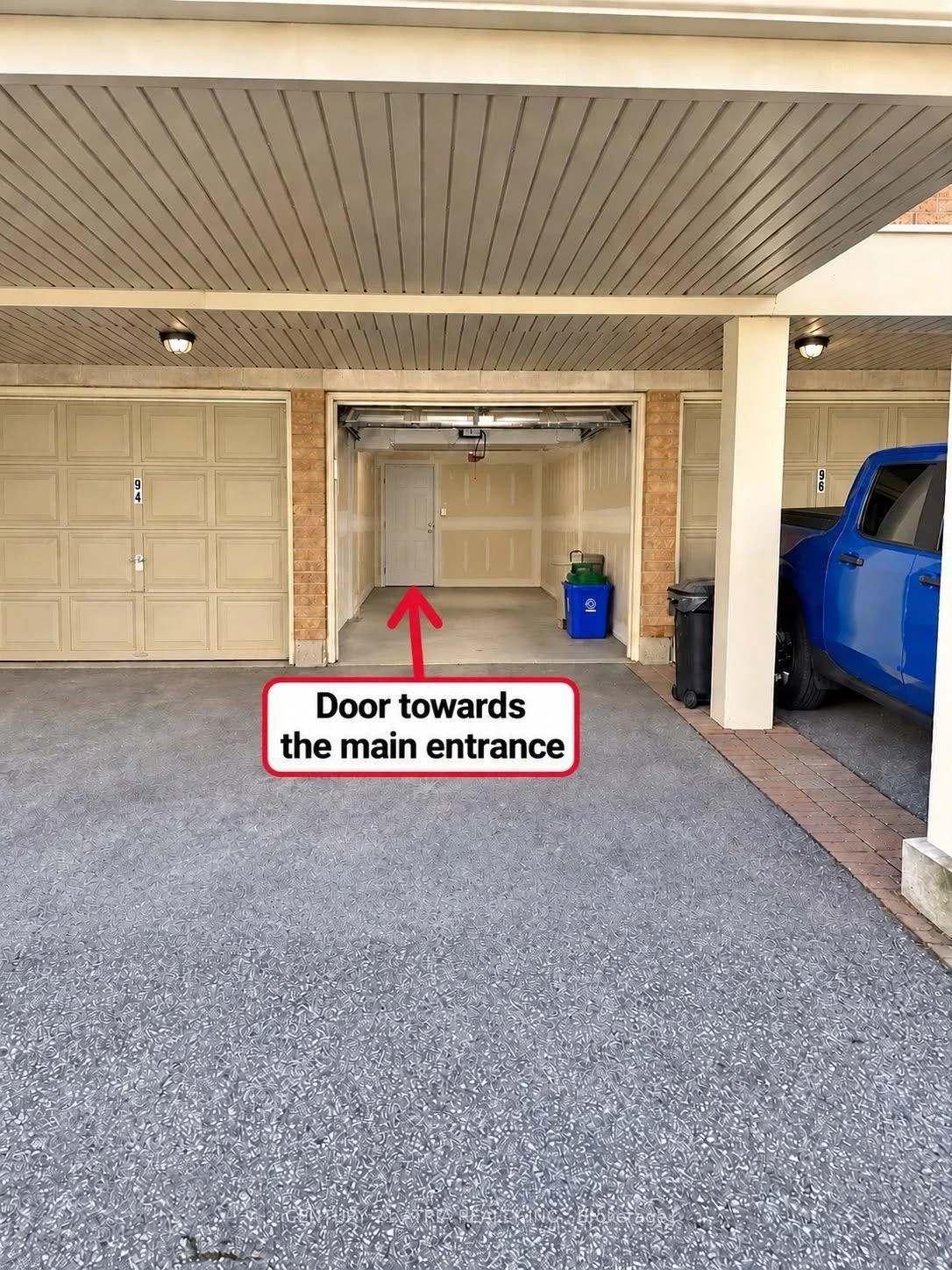 Photo 15 of 92 Louisbourg Way, Markham, Greensborough — HOMEH