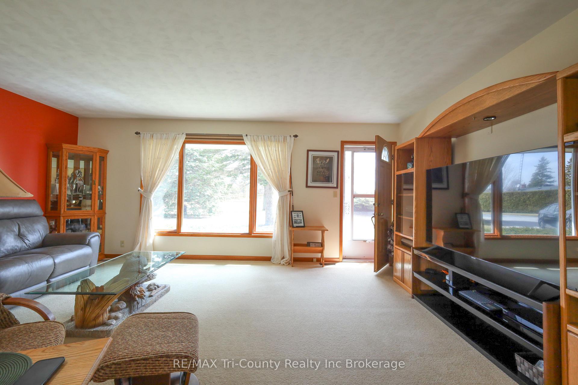 Photo 10 of 9113 Plank Road, Bayham, Straffordville — HOMEH