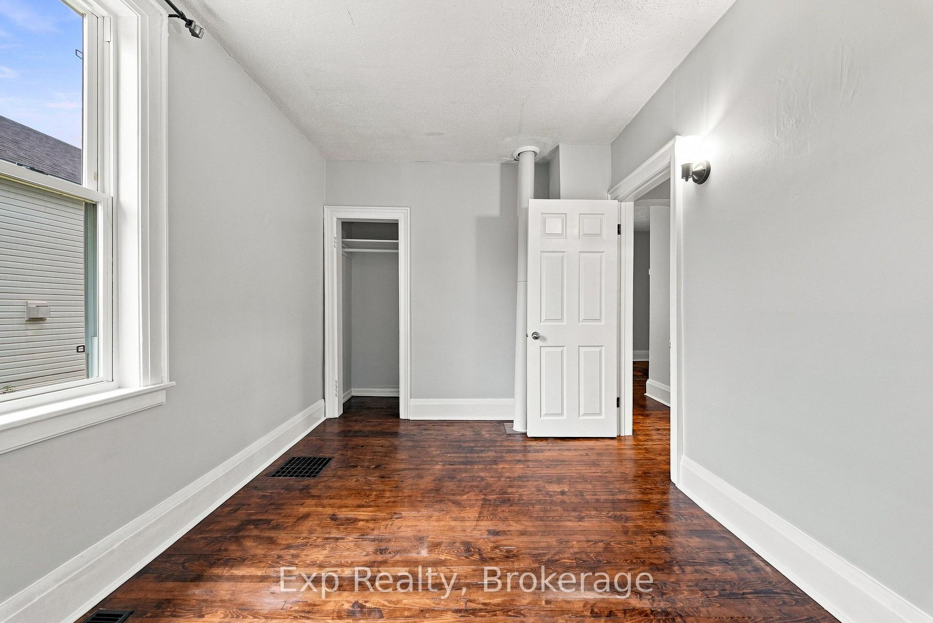 Photo 12 of 134 Catharine Street, Belleville, Thurlow Ward — HOMEH