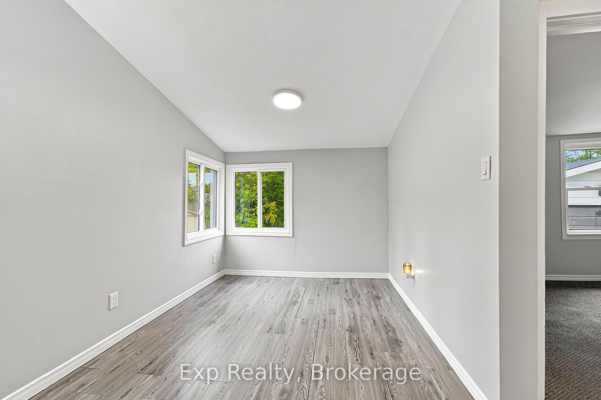 Photo 17 of 134 Catharine Street, Belleville, Thurlow Ward — HOMEH