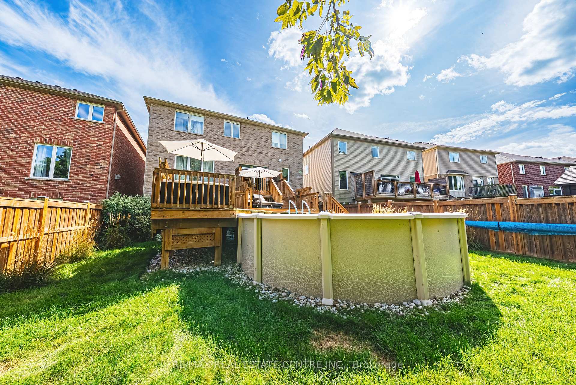 Photo 34 of 37 Lambert Crescent, Brantford, Empire — HOMEH