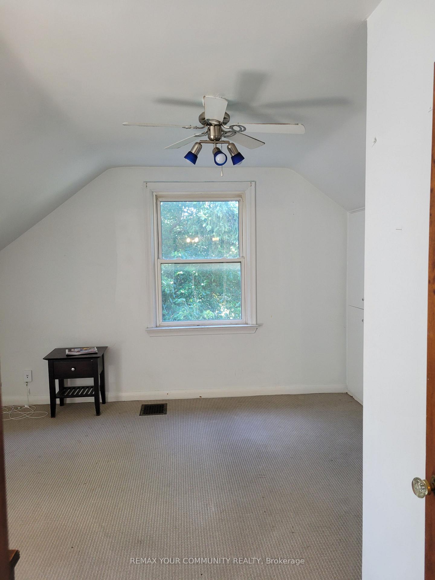 Photo 10 of 145 Varsity Road, Toronto, Lambton Baby Point — HOMEH