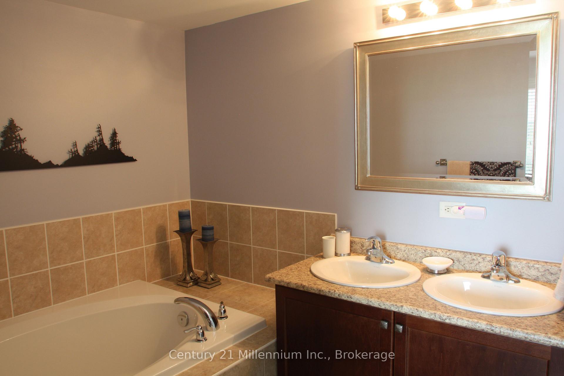 Photo 13 of 10 Joseph Trail, Collingwood — HOMEH