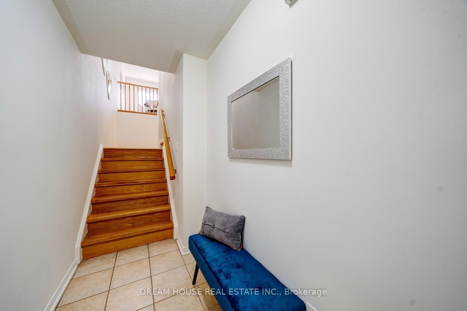 Photo 3 of 68 Mcgonigal Lane, Ajax, Central — HOMEH