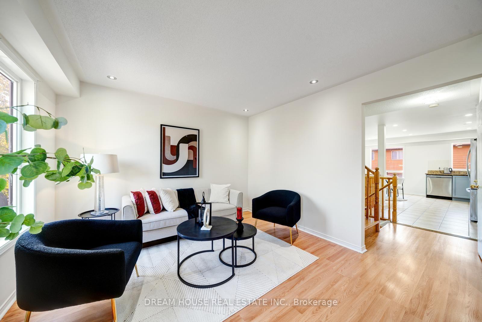 Photo 7 of 68 Mcgonigal Lane, Ajax, Central — HOMEH