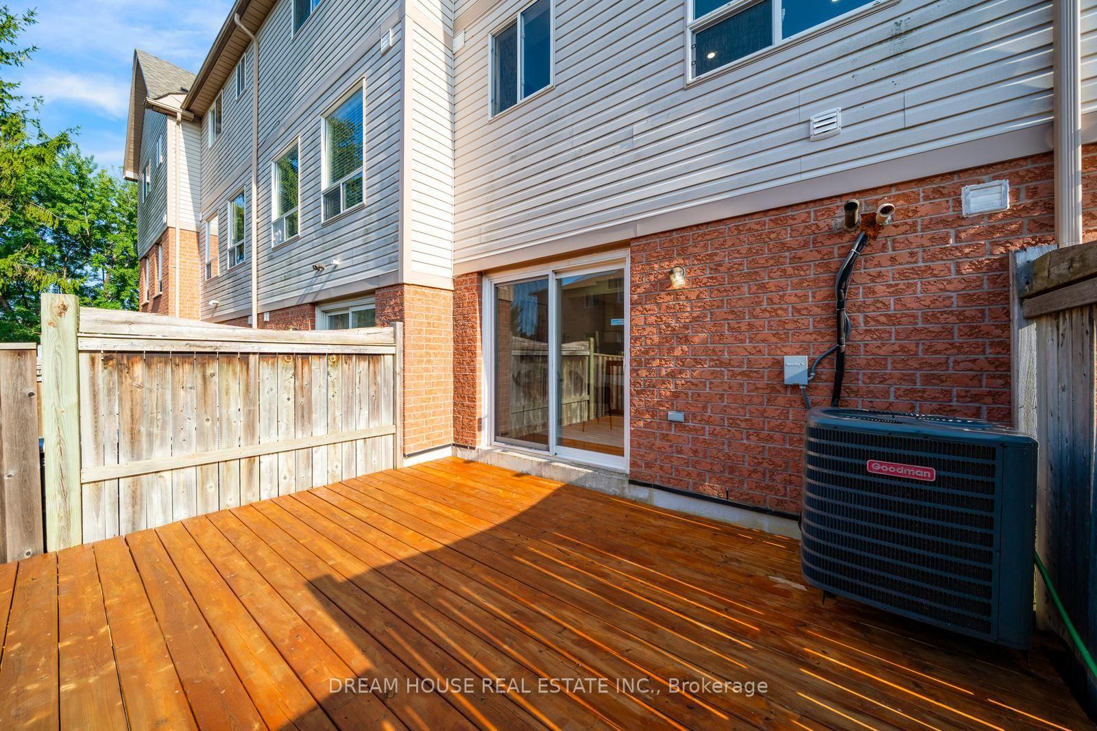 Photo 32 of 68 Mcgonigal Lane, Ajax, Central — HOMEH