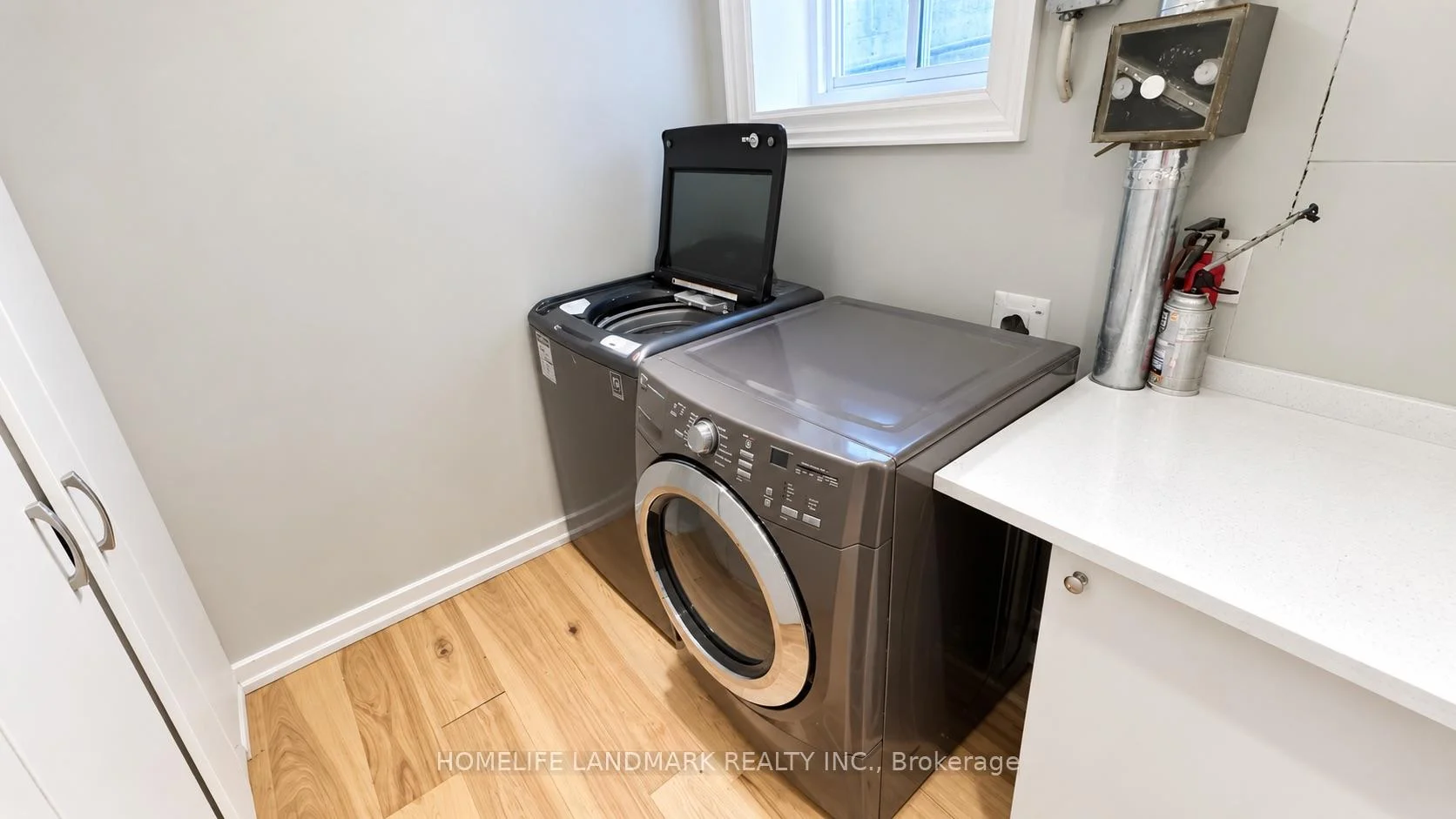 Photo 12 of 15 Jean Street, Toronto, Rosedale-Moore Park — HOMEH