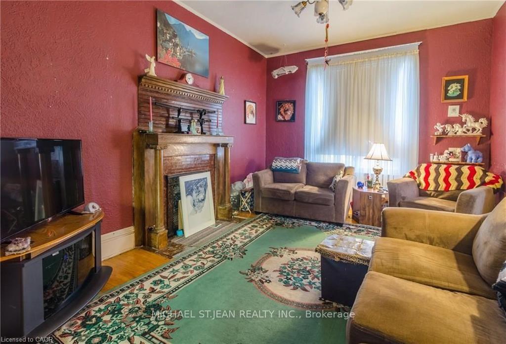 Photo 10 of 85 Locke Street S, Hamilton, Kirkendall — HOMEH