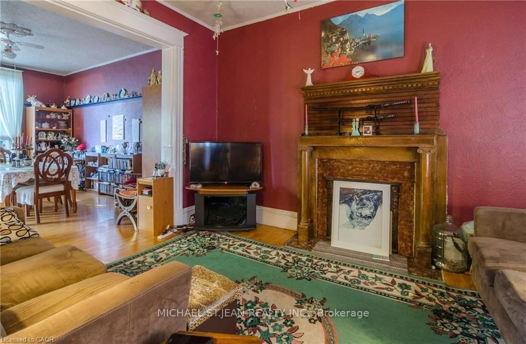 Photo 11 of 85 Locke Street S, Hamilton, Kirkendall — HOMEH