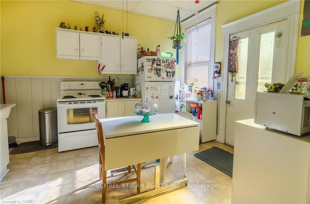 Photo 12 of 85 Locke Street S, Hamilton, Kirkendall — HOMEH