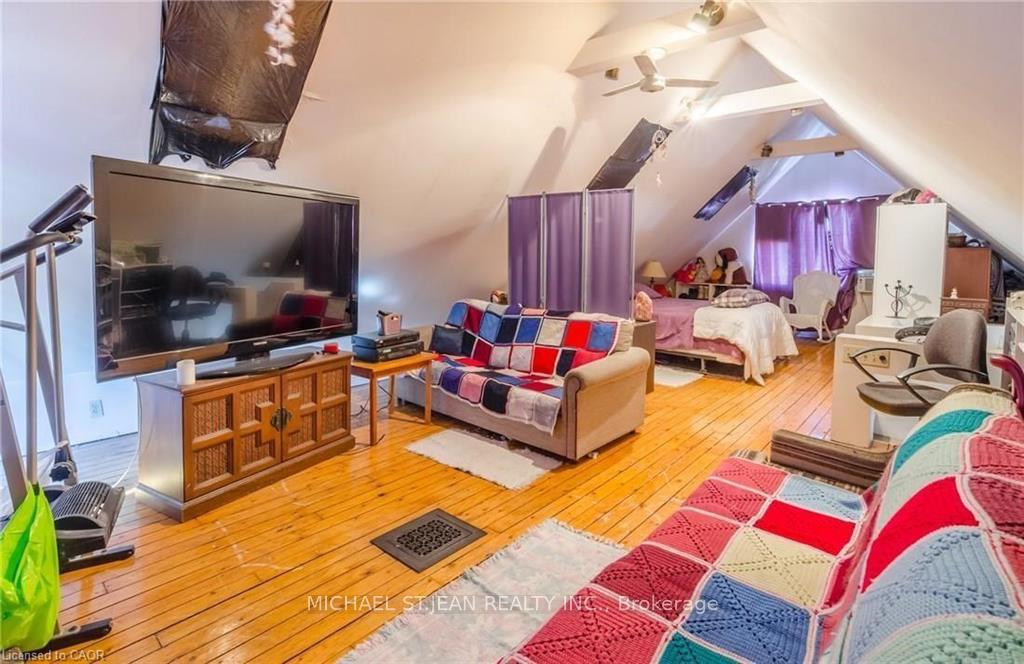 Photo 16 of 85 Locke Street S, Hamilton, Kirkendall — HOMEH