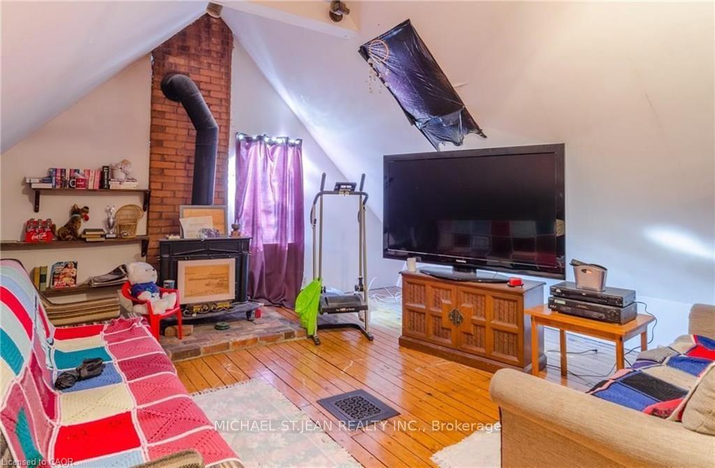 Photo 17 of 85 Locke Street S, Hamilton, Kirkendall — HOMEH