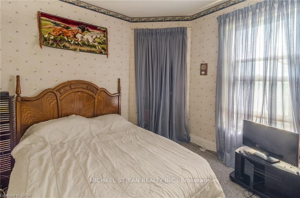 Photo 24 of 85 Locke Street S, Hamilton, Kirkendall — HOMEH