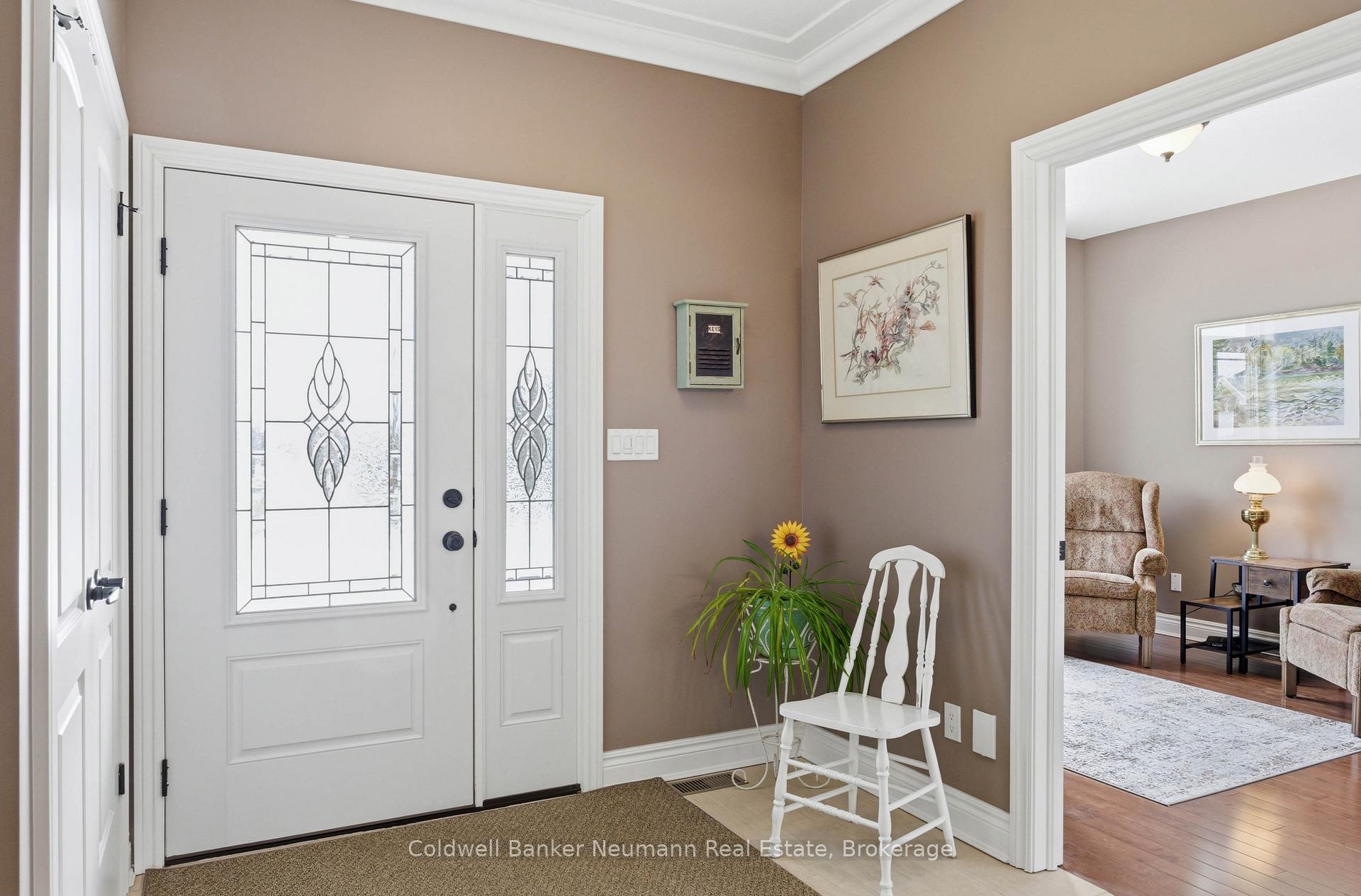Photo 6 of 12 Brown Street S, Minto — HOMEH