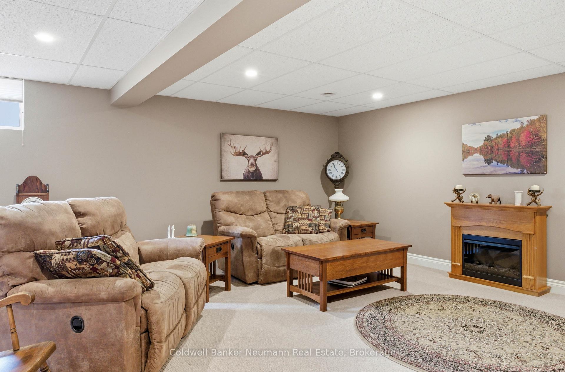 Photo 26 of 12 Brown Street S, Minto — HOMEH