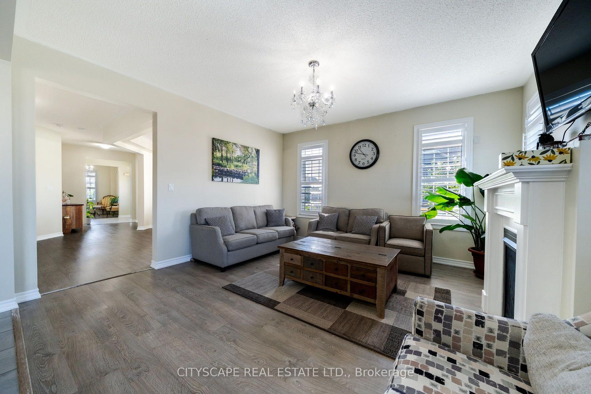 Photo 21 of 250 Crombie Street, Clarington, Bowmanville — HOMEH